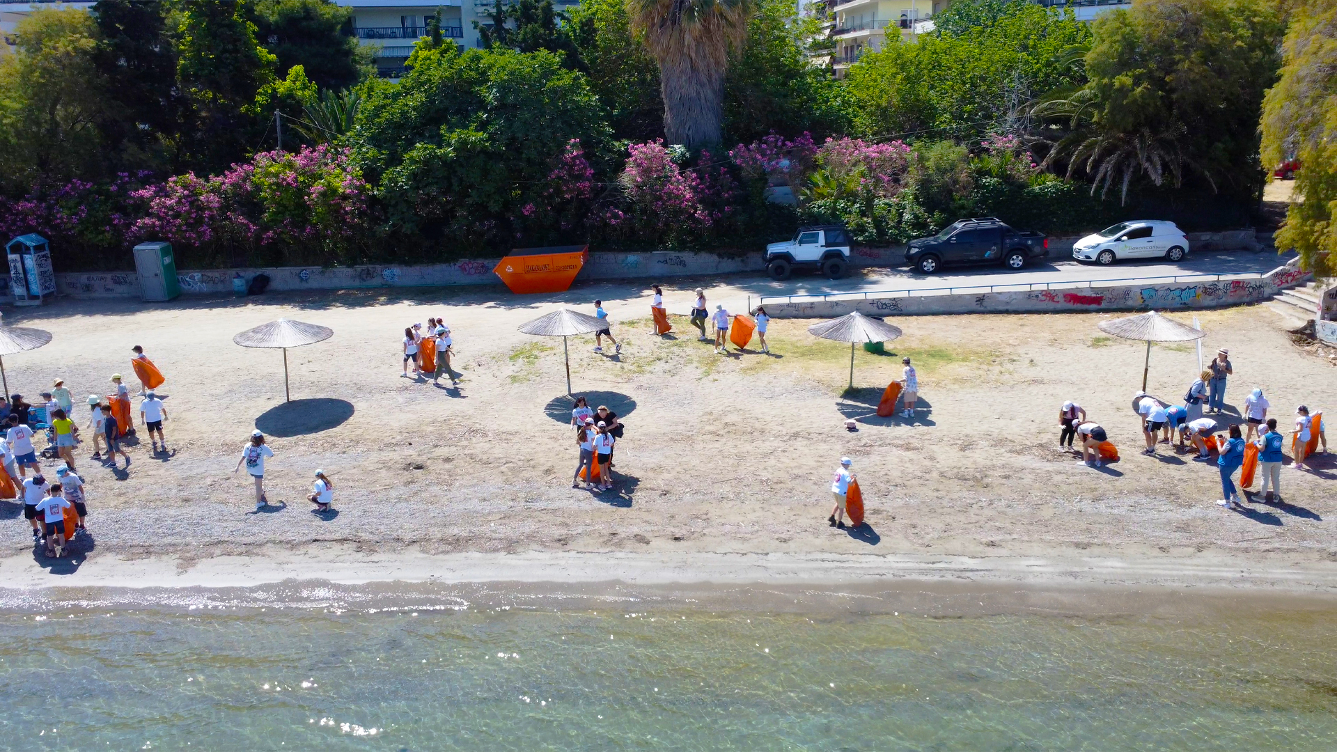 Καθαρίζοντας τη Μεσόγειο